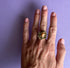 Anillo metal Dorado antiguo, piedra natural color Ladrillo